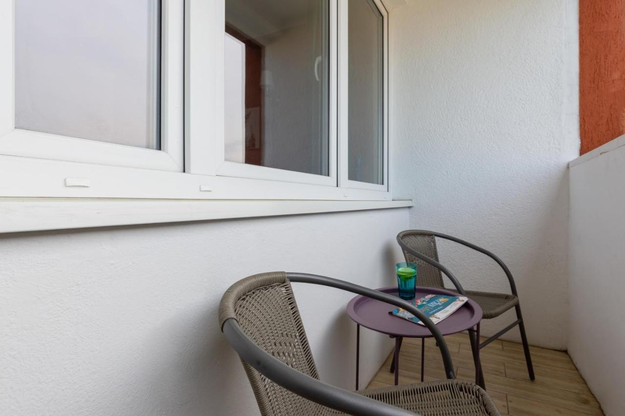 Apartaments Solec 79 By Noclegi Renters Warszawa Eksteriør bilde