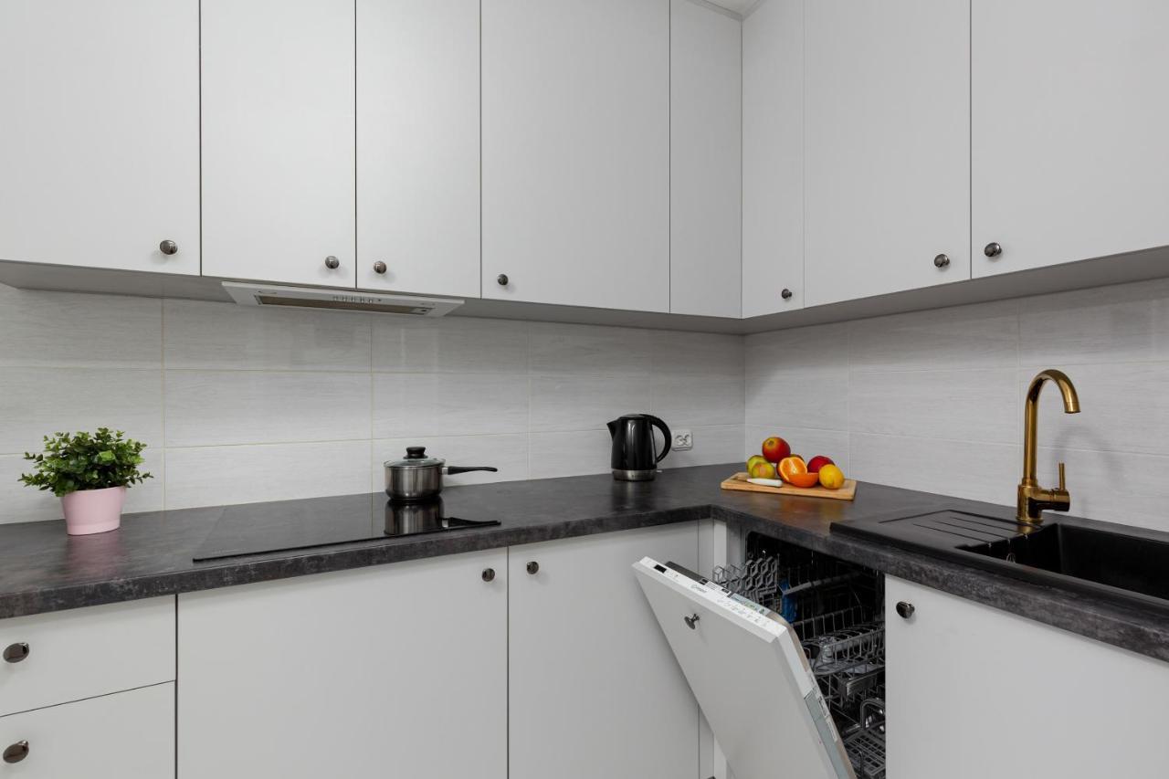 Apartaments Solec 79 By Noclegi Renters Warszawa Eksteriør bilde