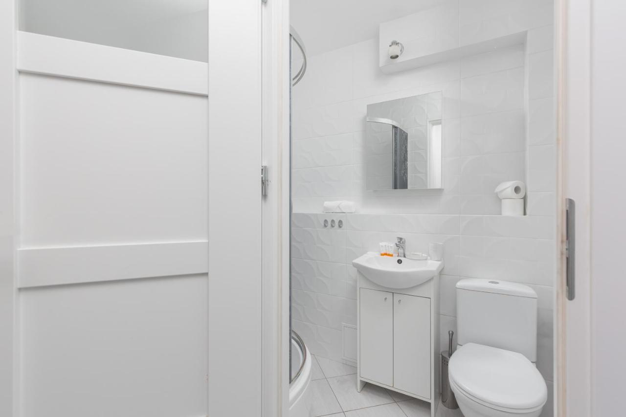 Apartaments Solec 79 By Noclegi Renters Warszawa Eksteriør bilde
