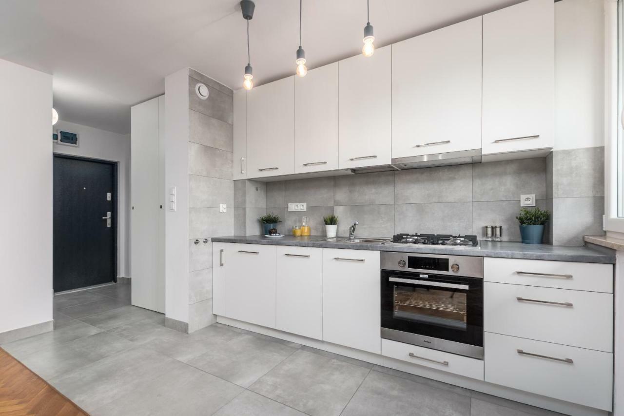 Apartaments Solec 79 By Noclegi Renters Warszawa Eksteriør bilde